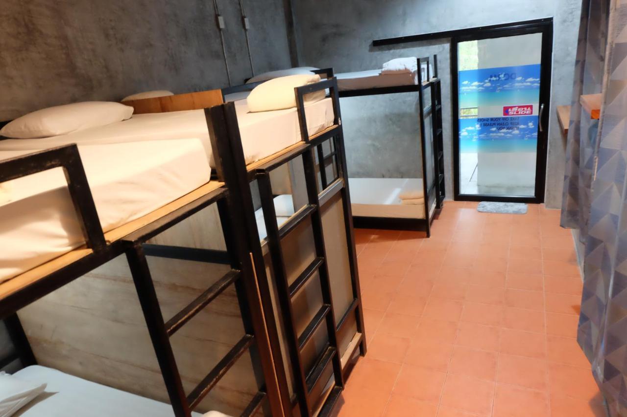 White Jail At Albergue Ko Tao
