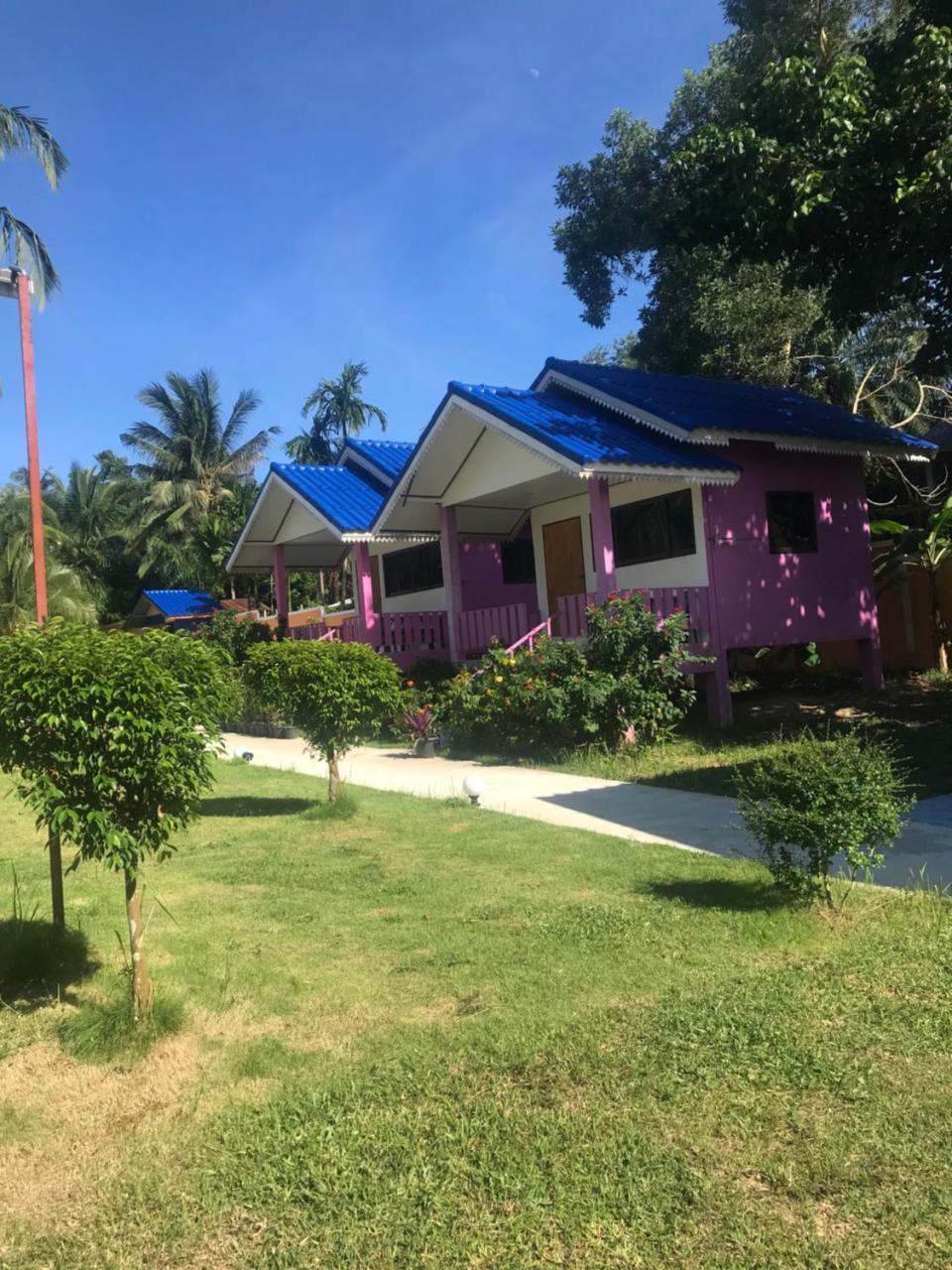 The Mountain View Sai Ri Resort