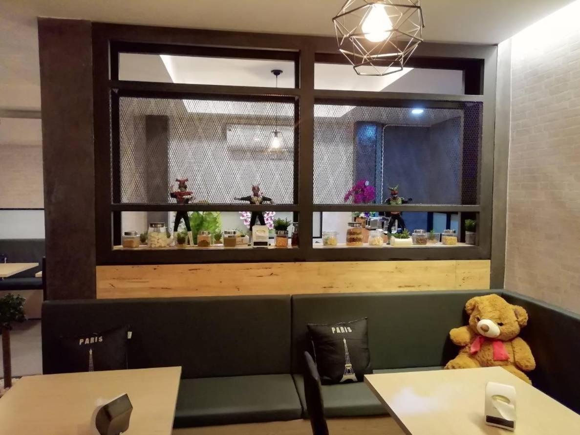 Hotel Makan Kanchanaburi