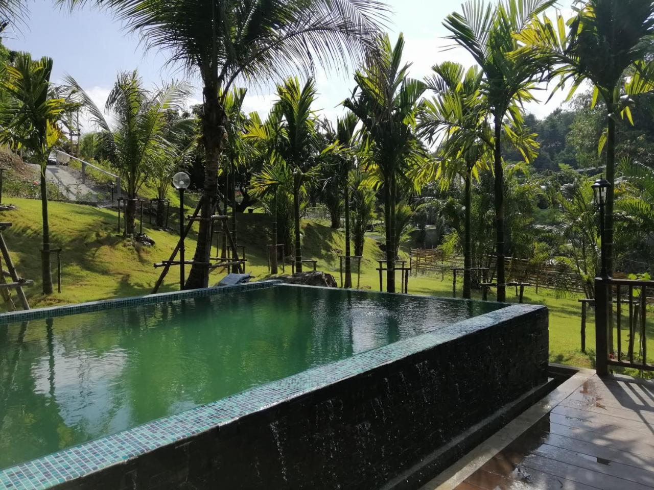 Thanburi Chom Thong