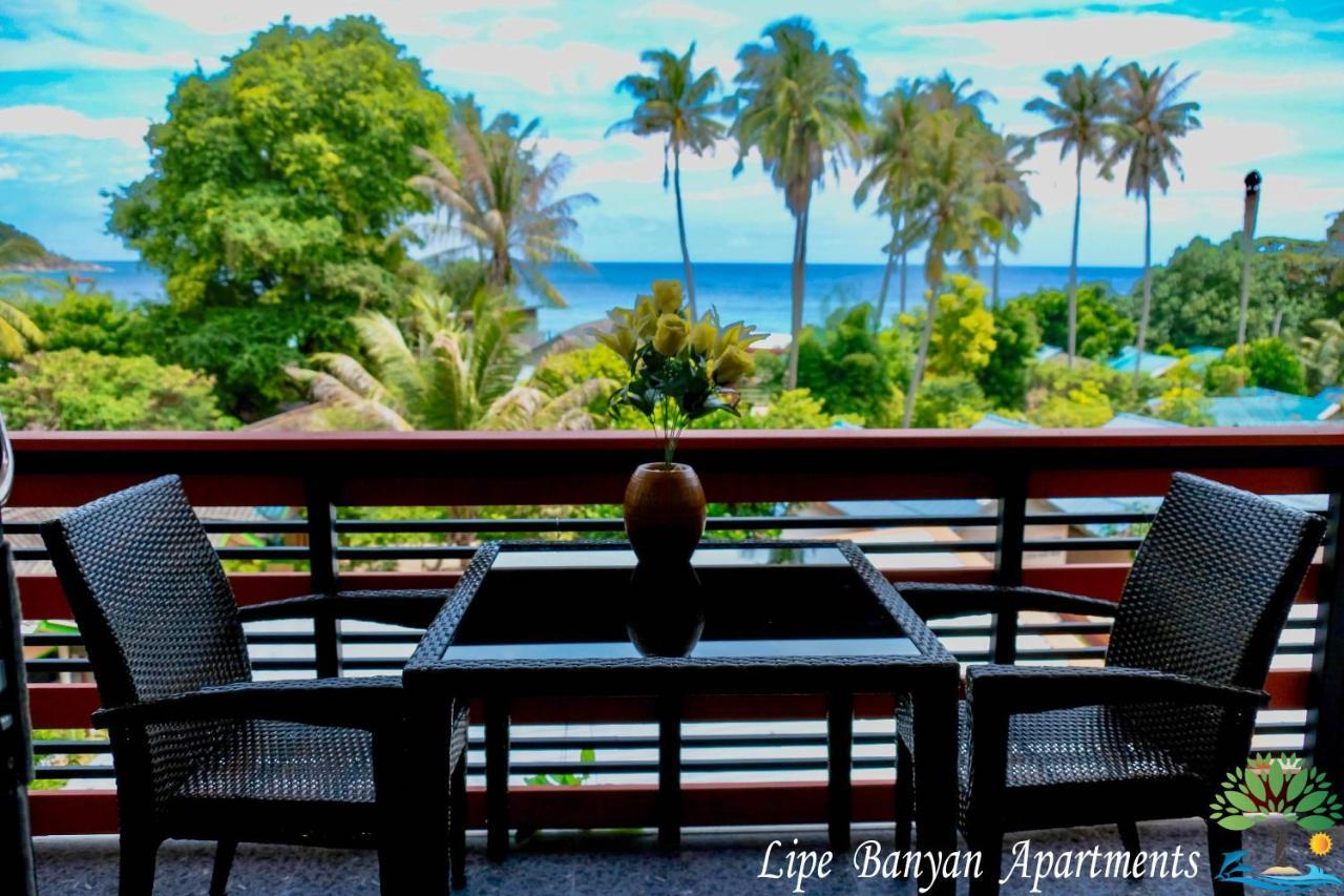 Banyan Hotel *