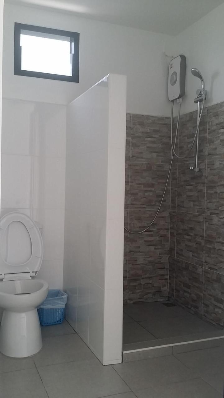 T'luck House Haad Chao Samran
