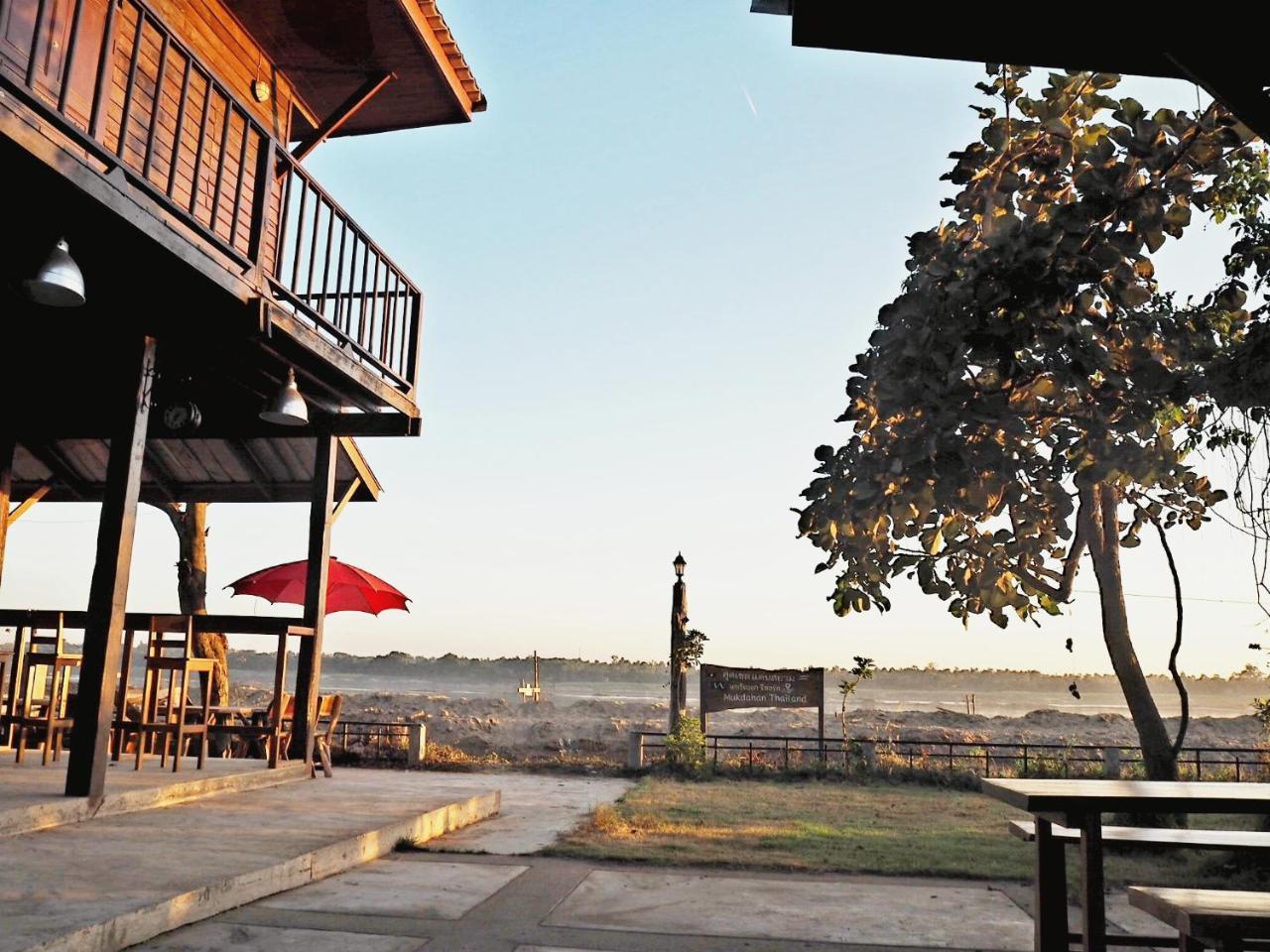 Resort Nawiengkaeriverview Mukdahan