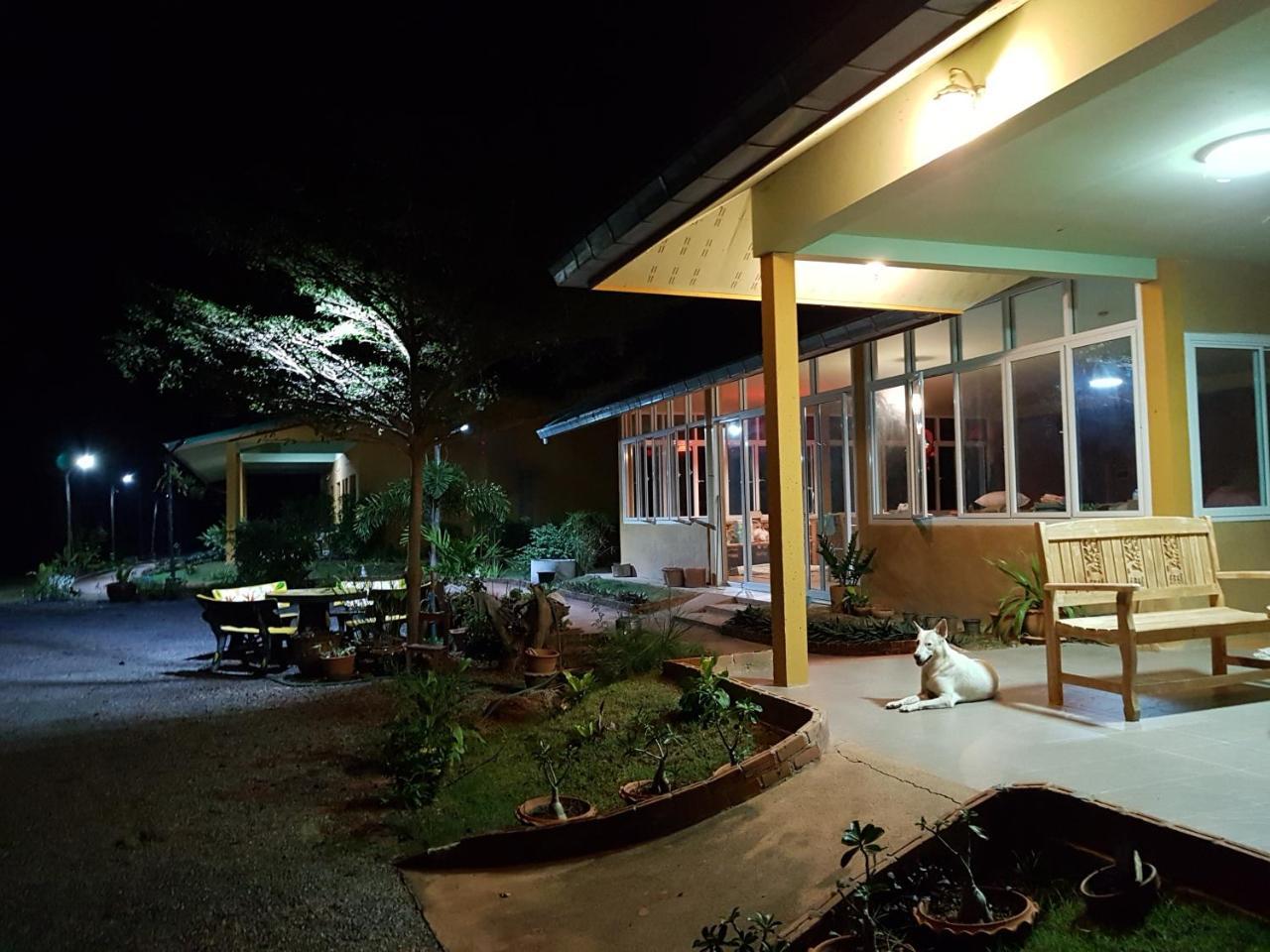 Resort Baandin 2*