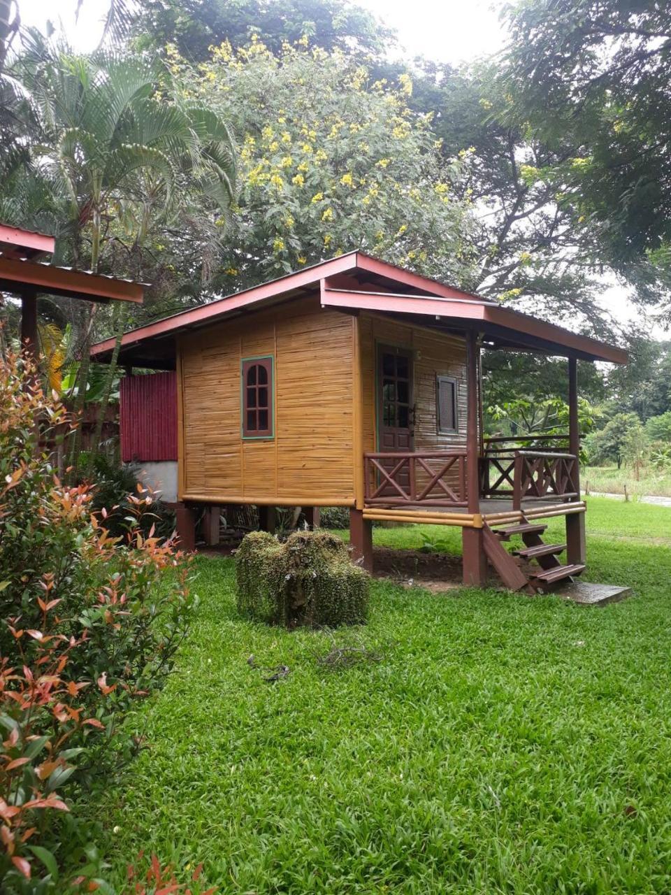 Family Hut Pai