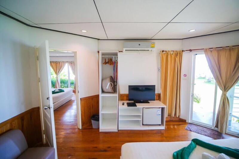 Makathanee Hotel