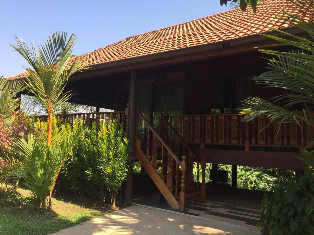 Hotel Siam Tara 4*