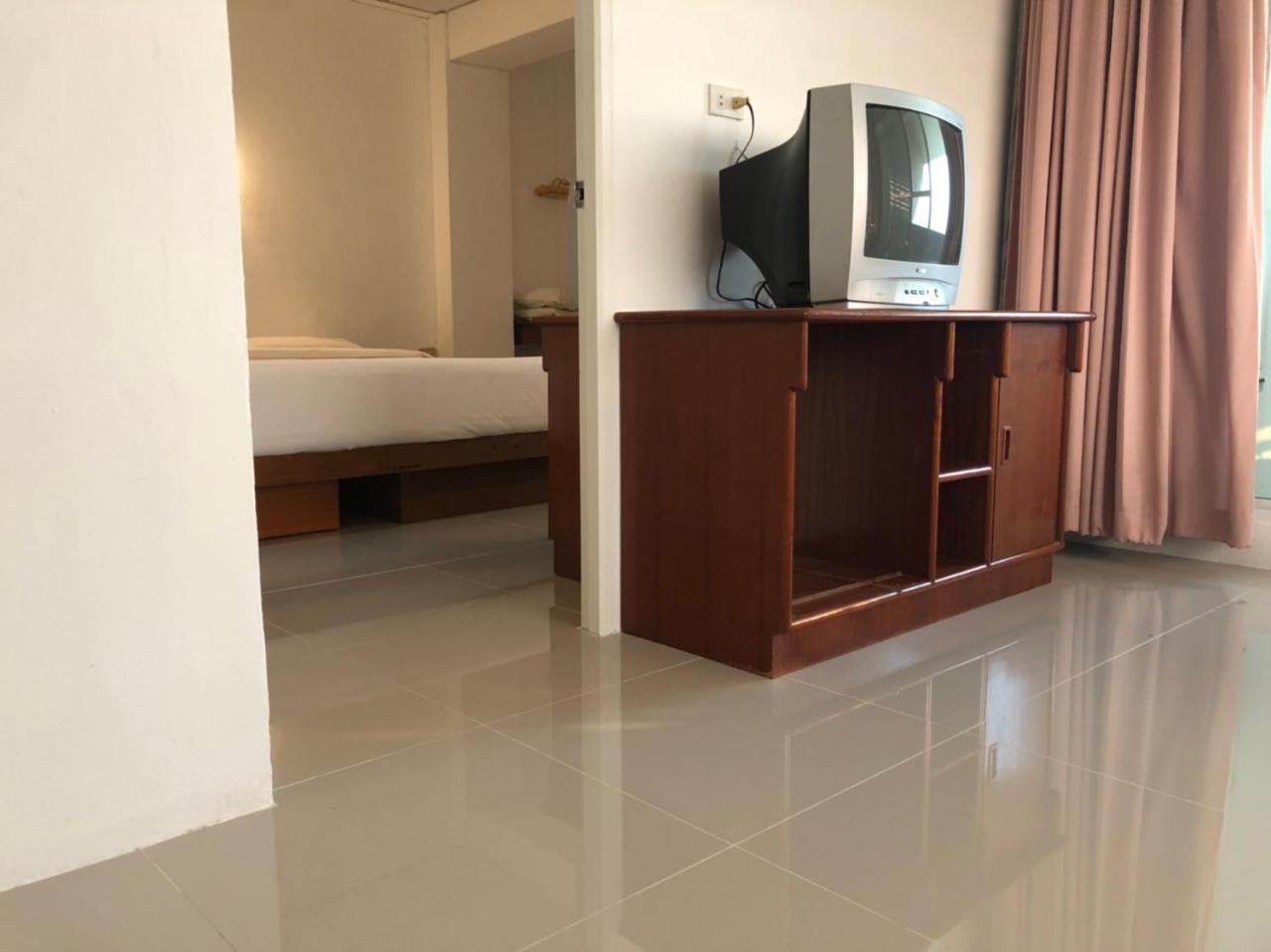 Hotel Paradorn 3*