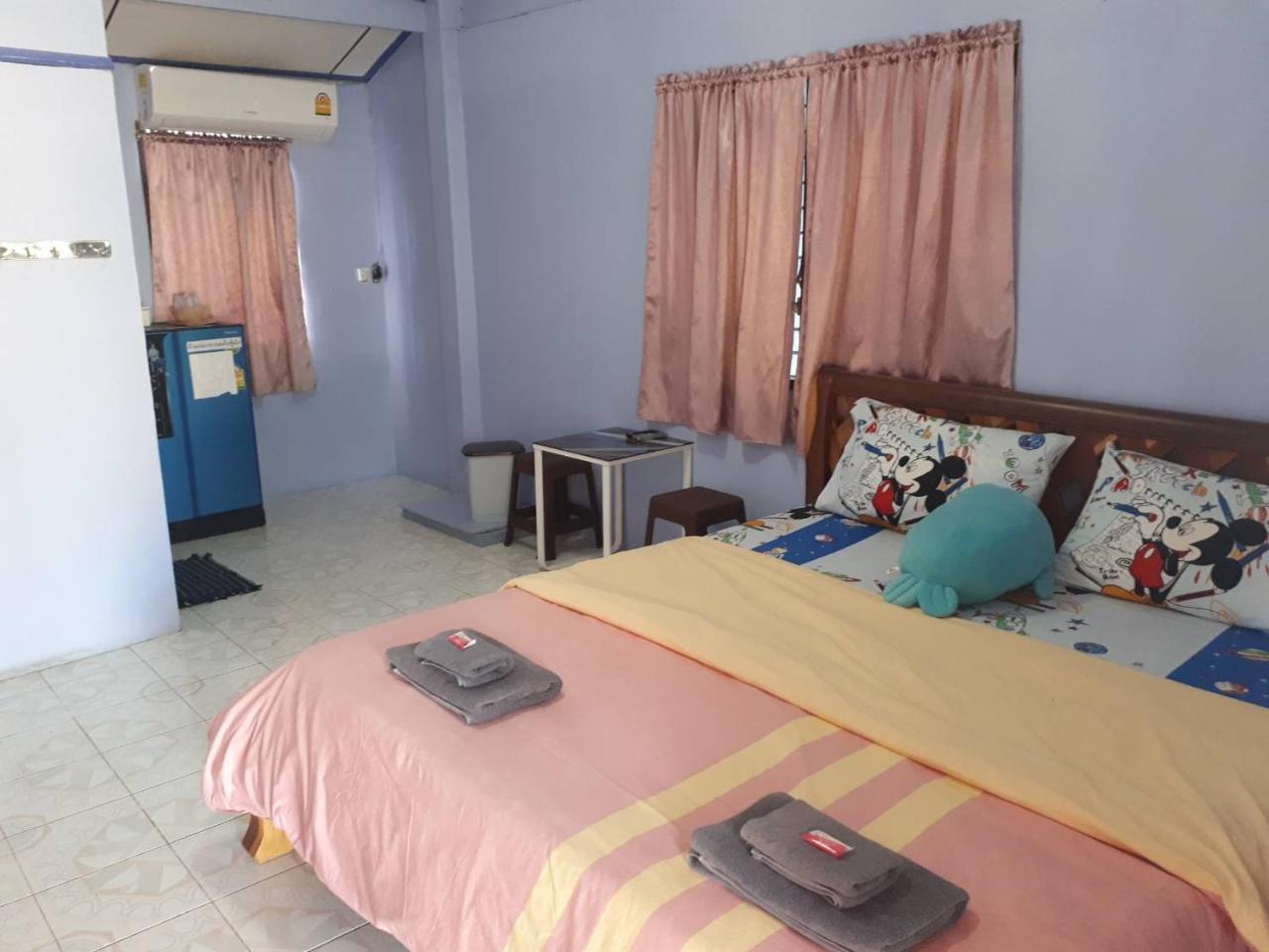 Guest house Sichang Ko Si Chang