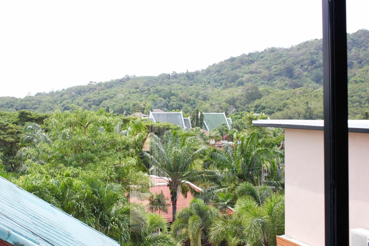 Resort Naiharn Retreat