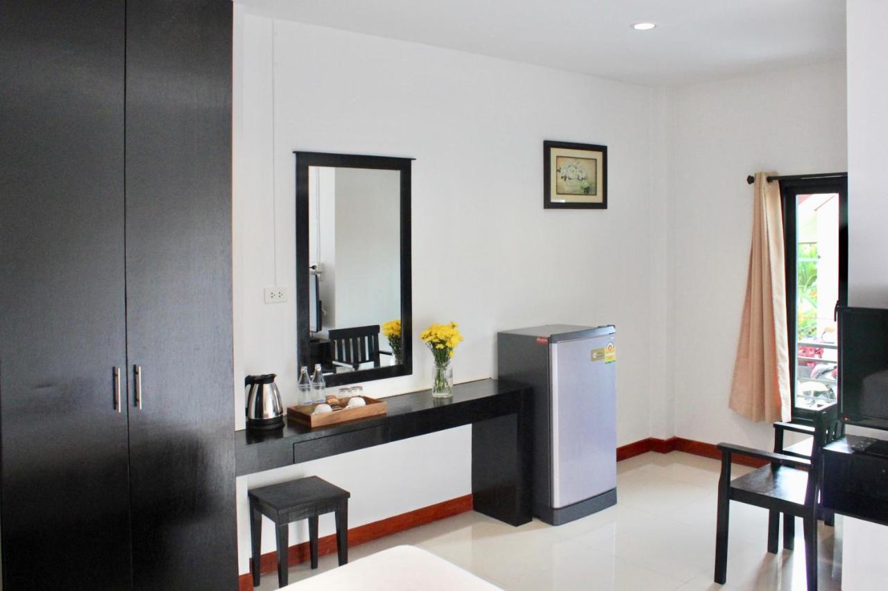 Naiharn Retreat Resort