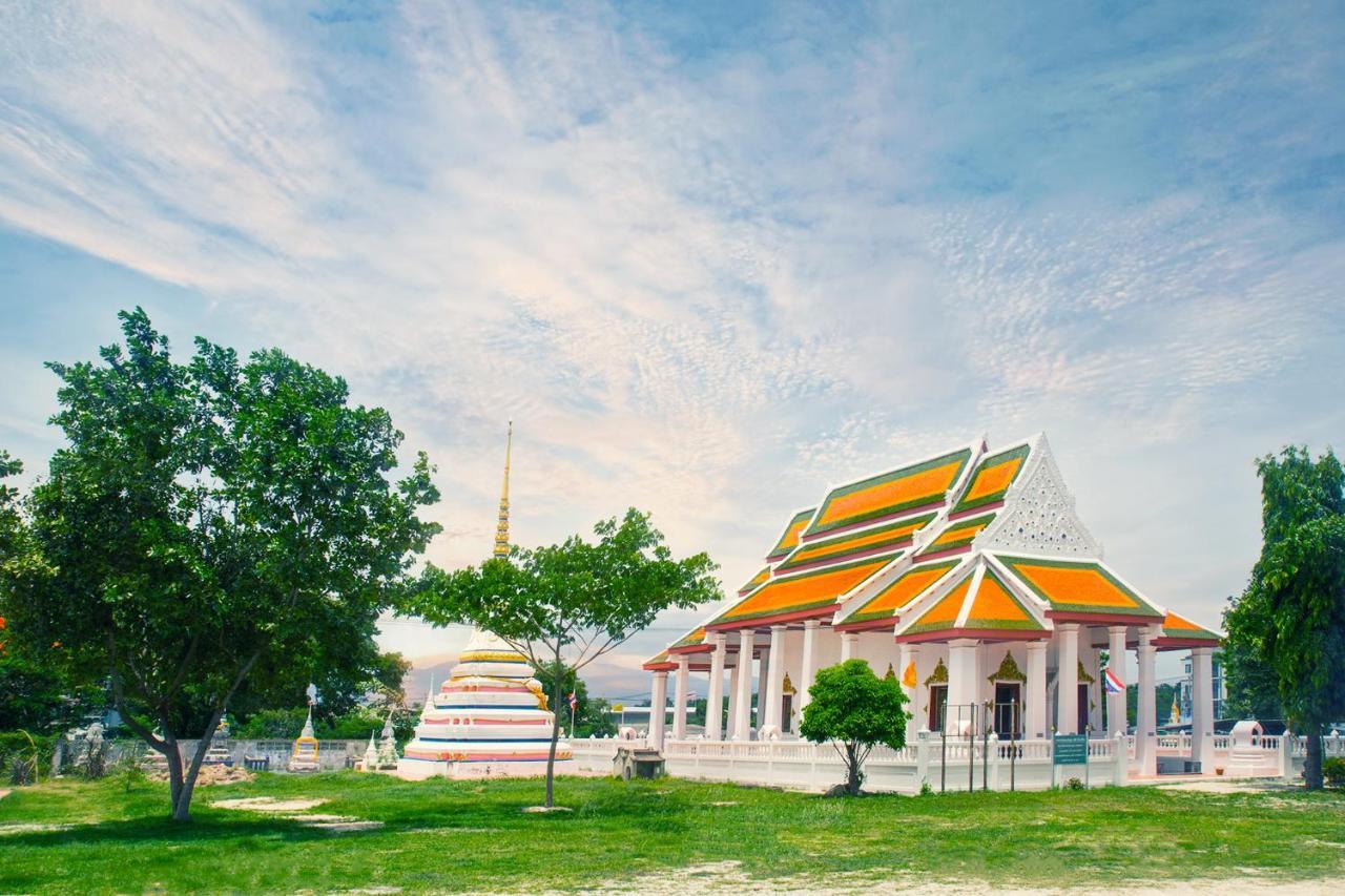Kroque Boutique & Bistro Hotel 3*