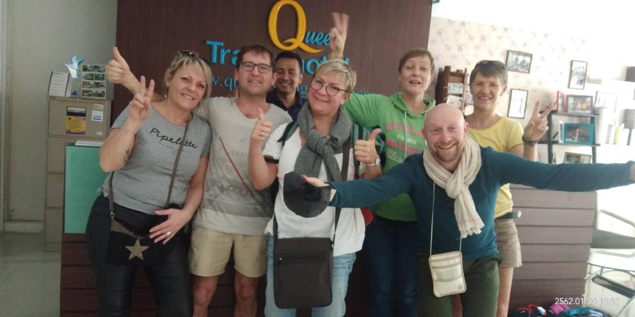Hotel S2s Queen Trang