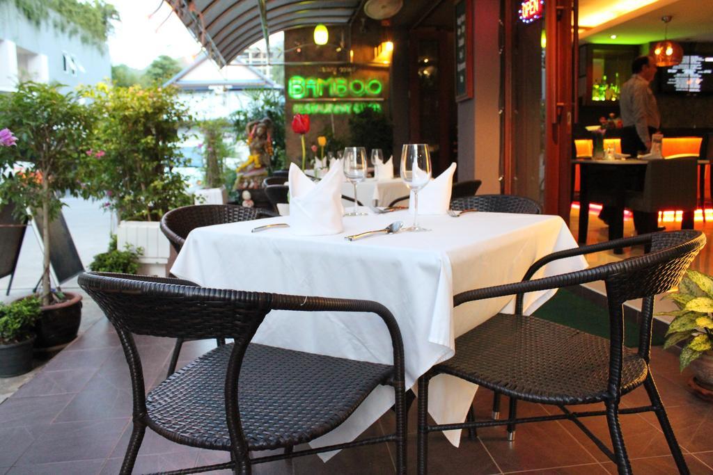 Hemingway's Hotel Patong