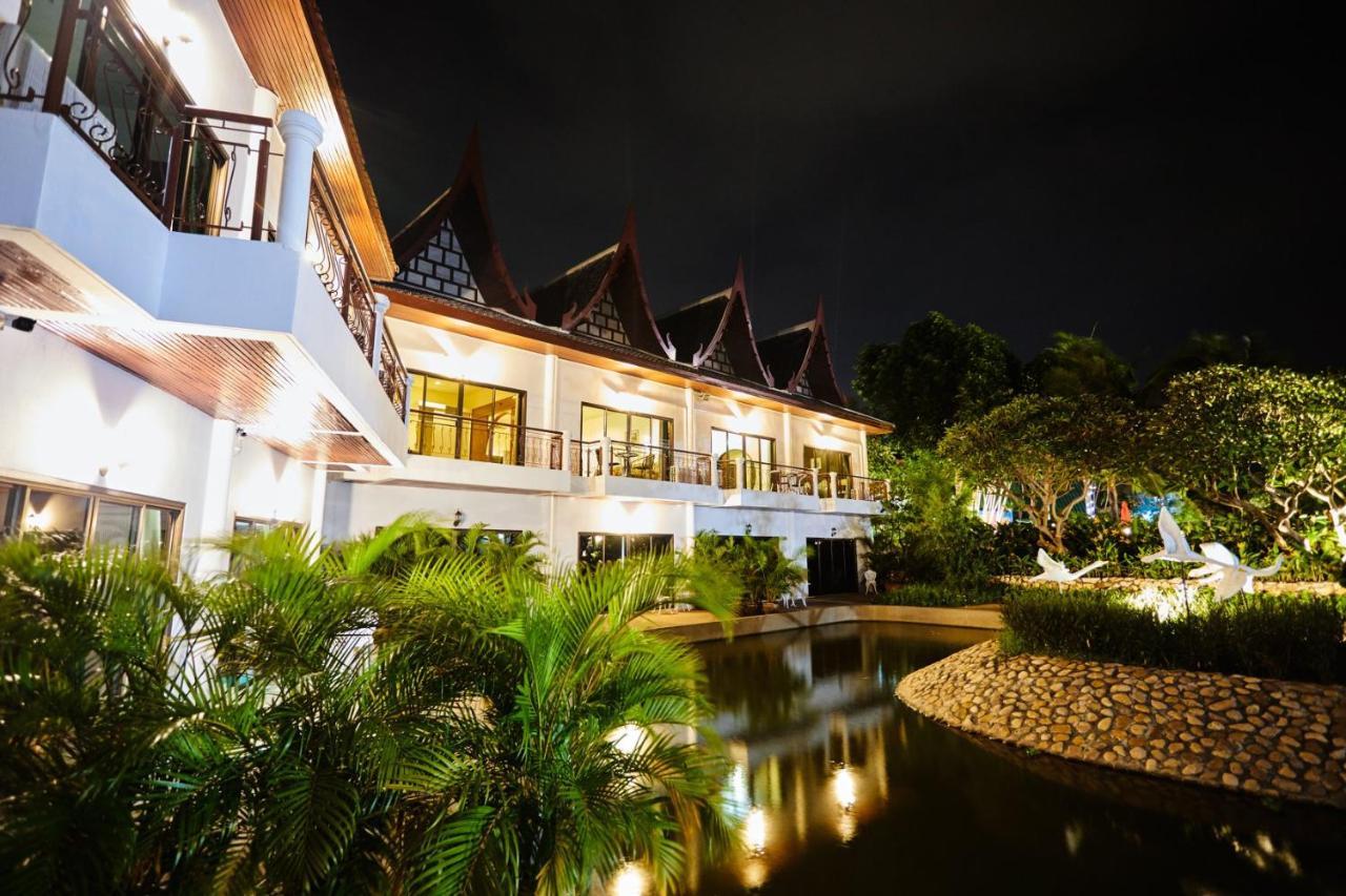 Resort The Sun House HHQ