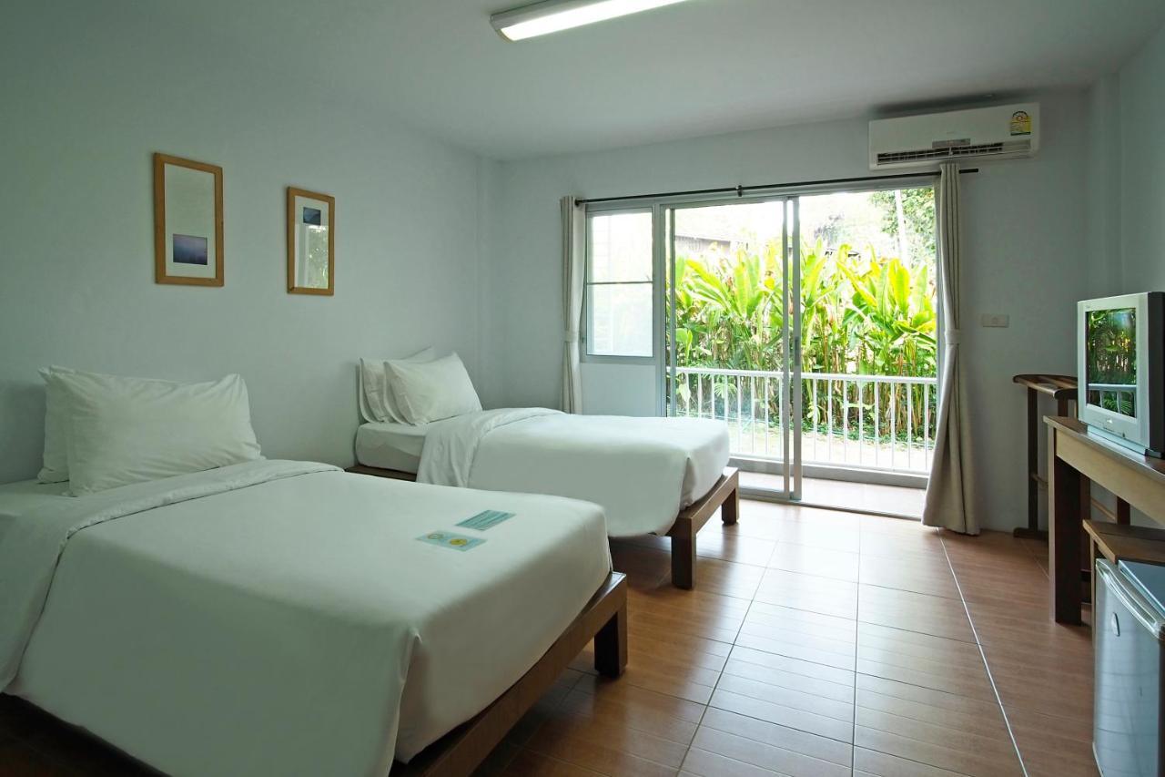 Romruen Samed Koh Samet