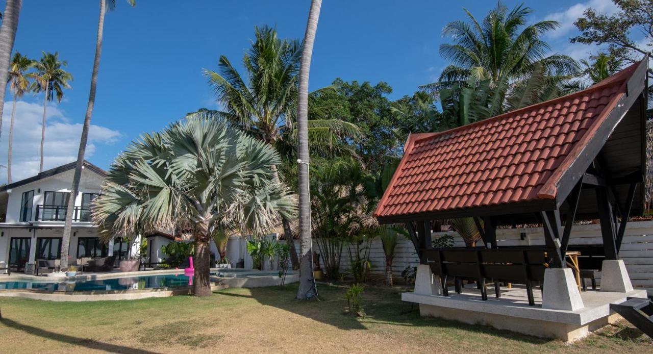 Villa Malee Beach Villas