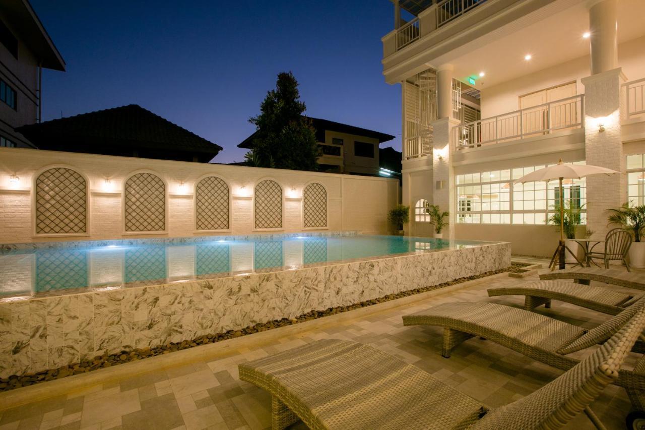 De Hug & Hotel 4*