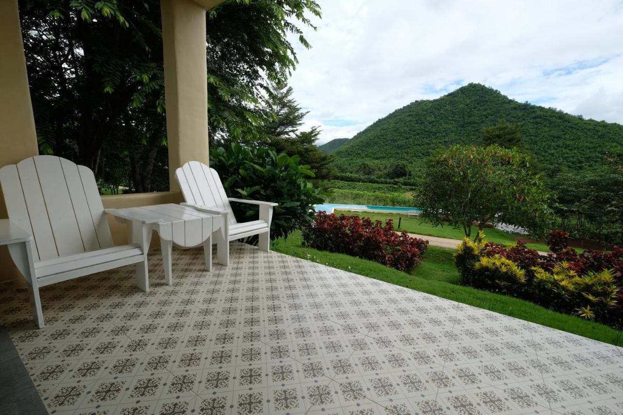 Hi-scene Resort