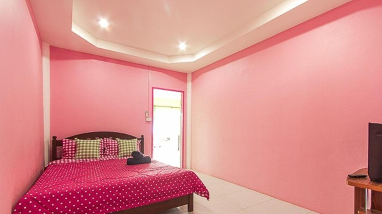 Bann Pa Su Guest house Ko Lan