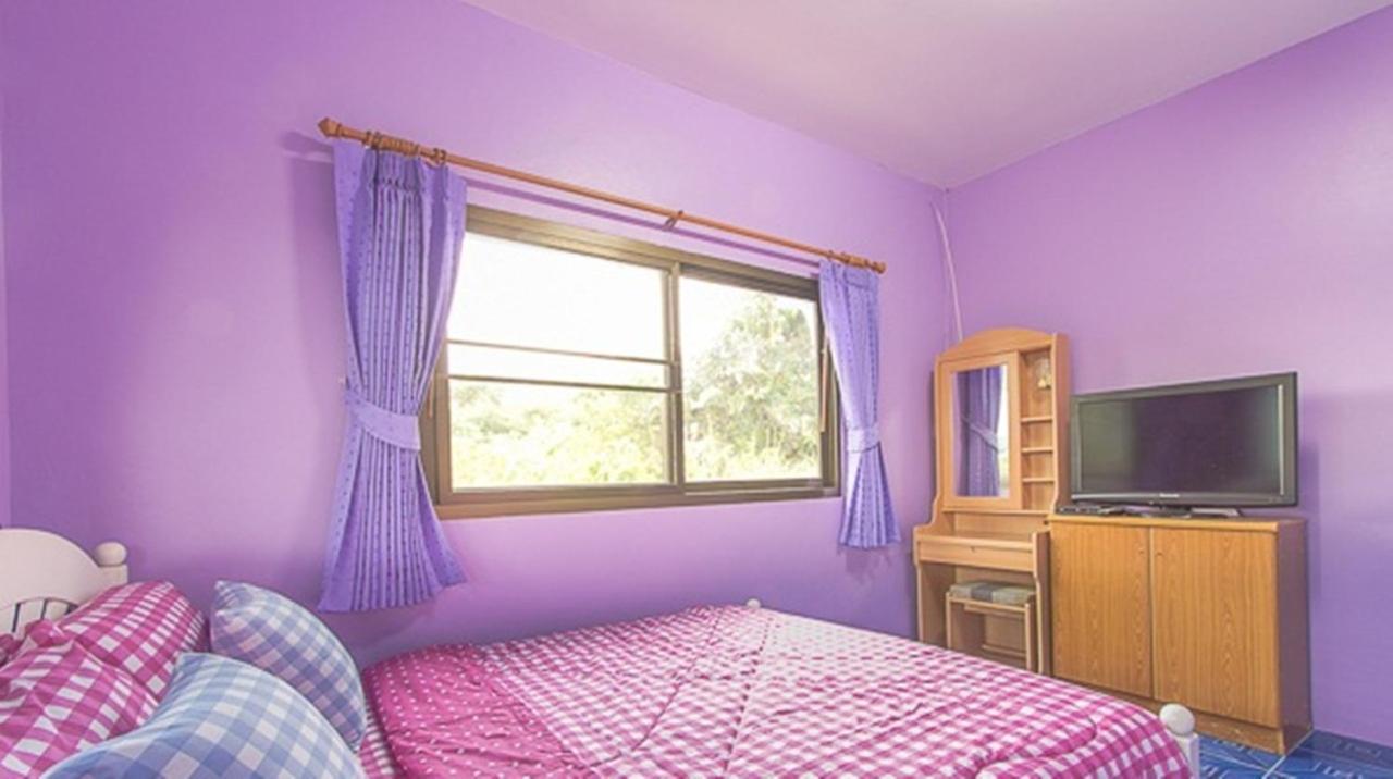 Bann Pa Su Guest house Ko Lan