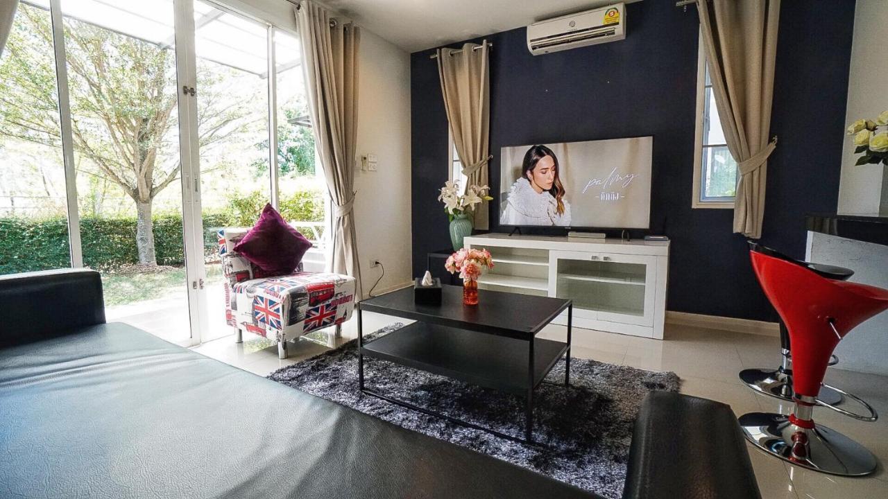 Sea Space Phuket Villa *