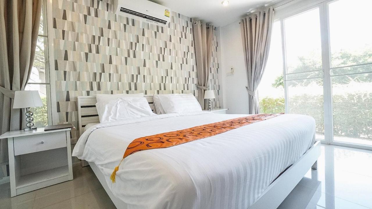 Sea Space Phuket Villa *