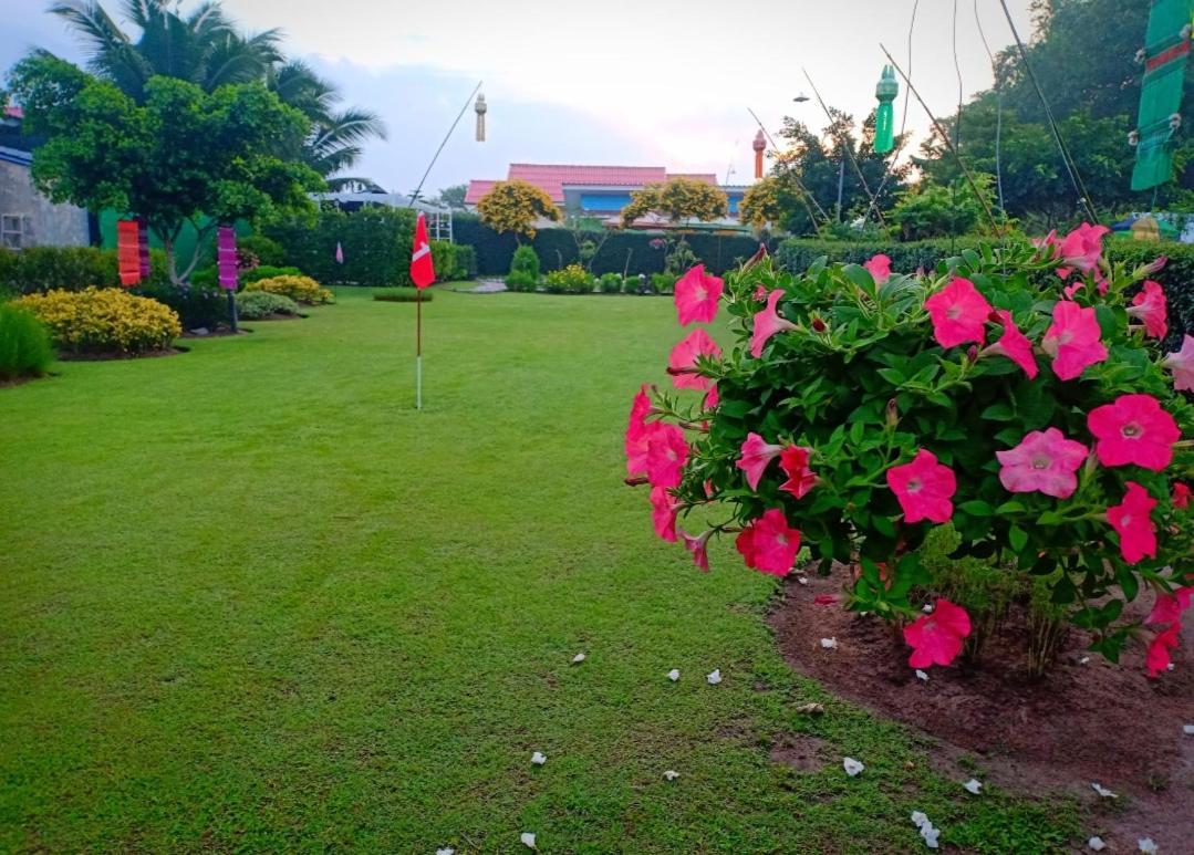 Sports Bar & Resort Pakchong