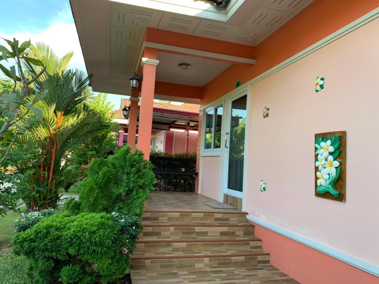 Guest house Aranya 2*