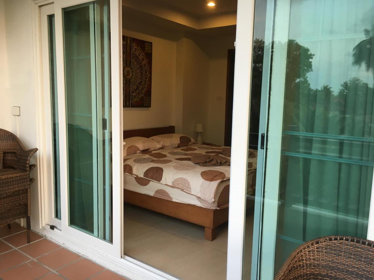 Monthly Apartment *