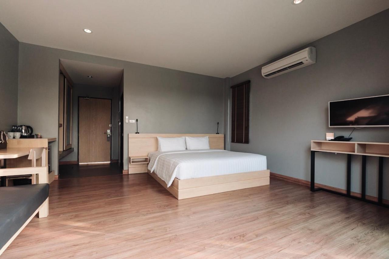 Riverawan Hotel
