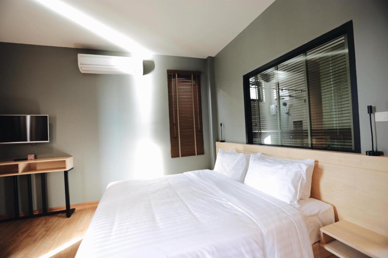 Riverawan 3*
