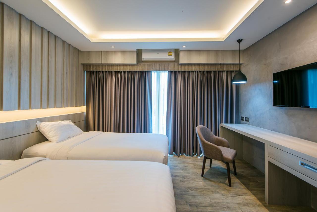 Nadee 10 & 4* Khon Kaen