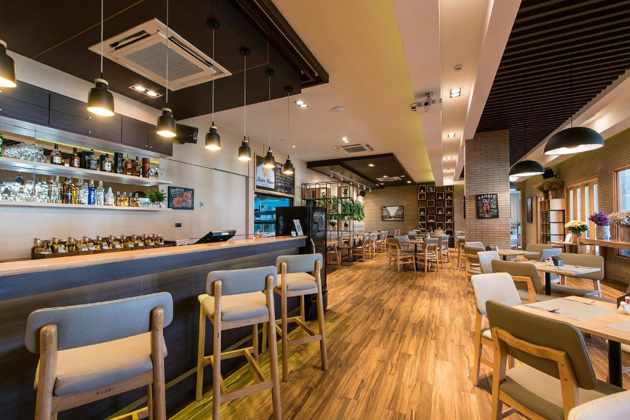 Nadee 10 & Hotel Khon Kaen