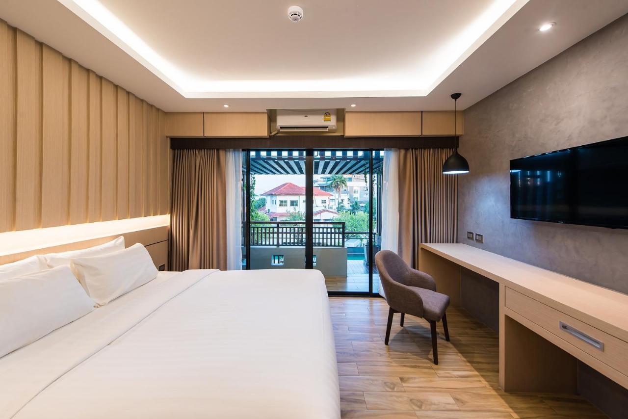 Hotel Nadee 10 &