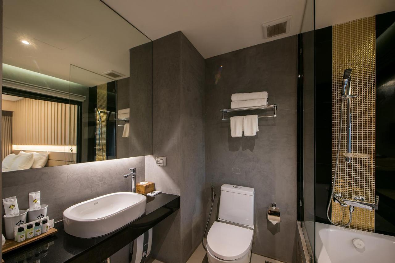 Nadee 10 & Hotel