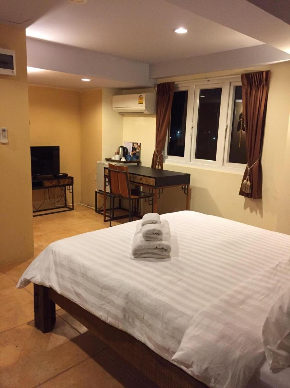 Arcadia Maephim Aparthotel