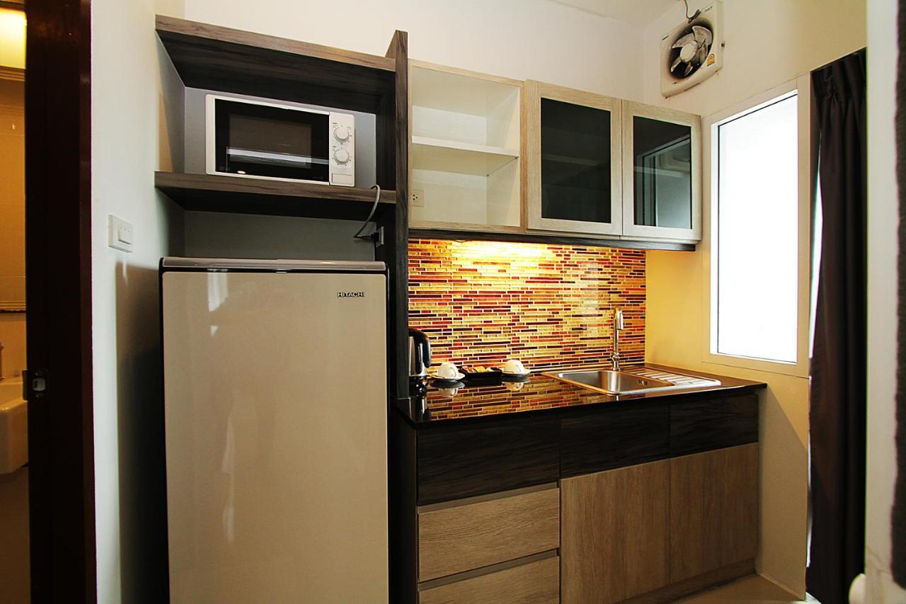 The Contrast I 4* Pluak Daeng