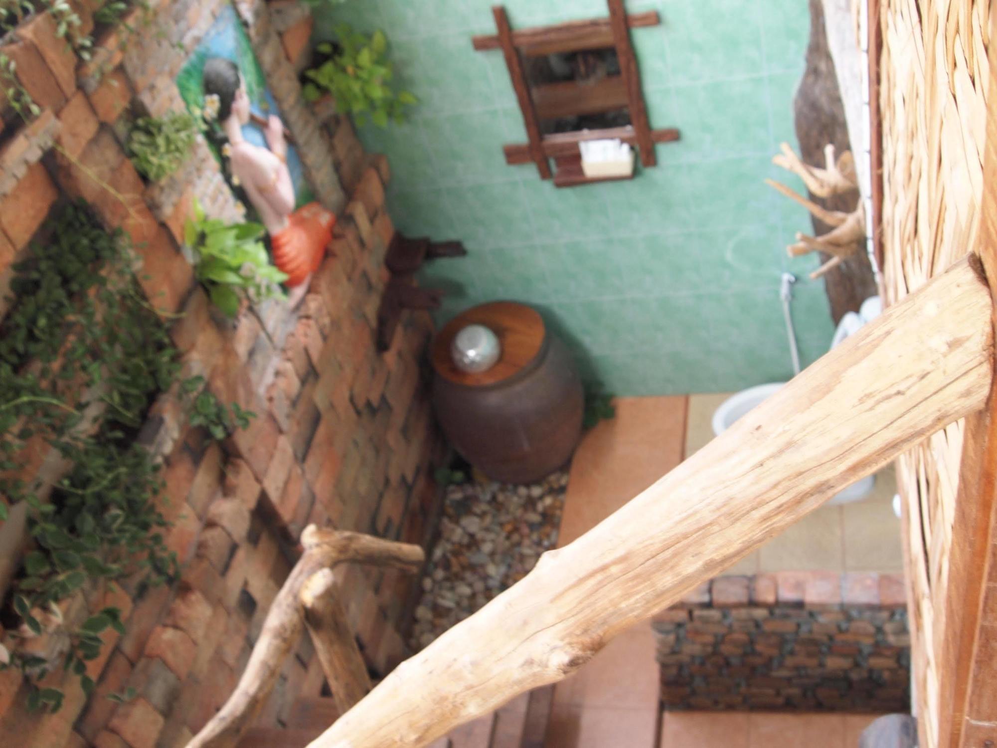 Monpai Hotel 2*