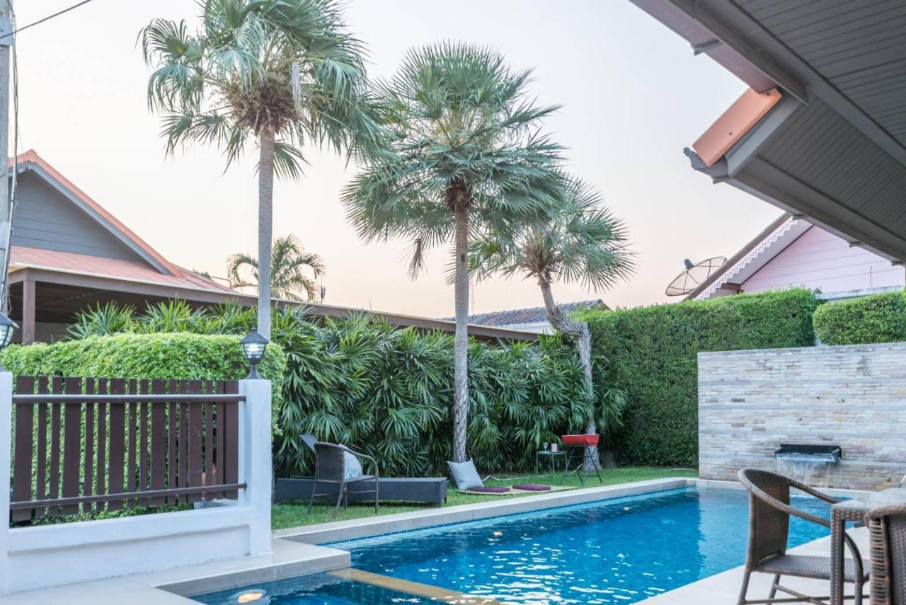 Anb Poolvilla Grand Modern 3br For 10pax Villa