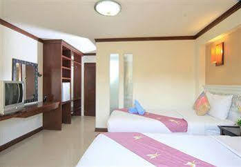 Nirundorn Chaam Resort