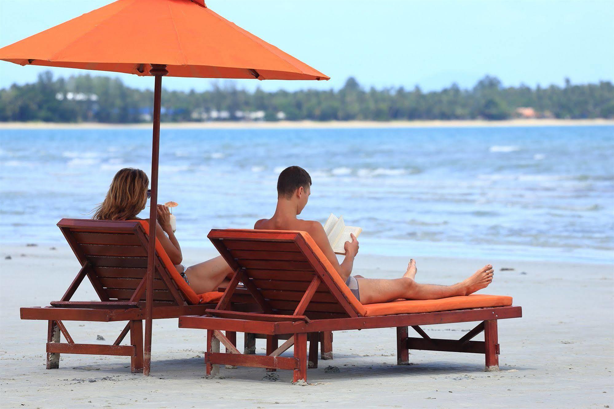 Viva Vacation Resort Lipa Noi