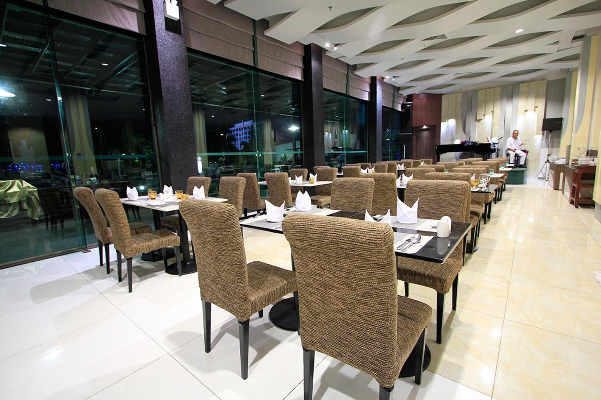 Hotel Alvarez 4*