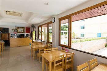 Oyo 227 Suchaya House Hotel 3*