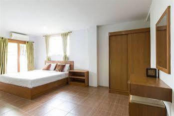 Hotel Oyo 227 Suchaya House