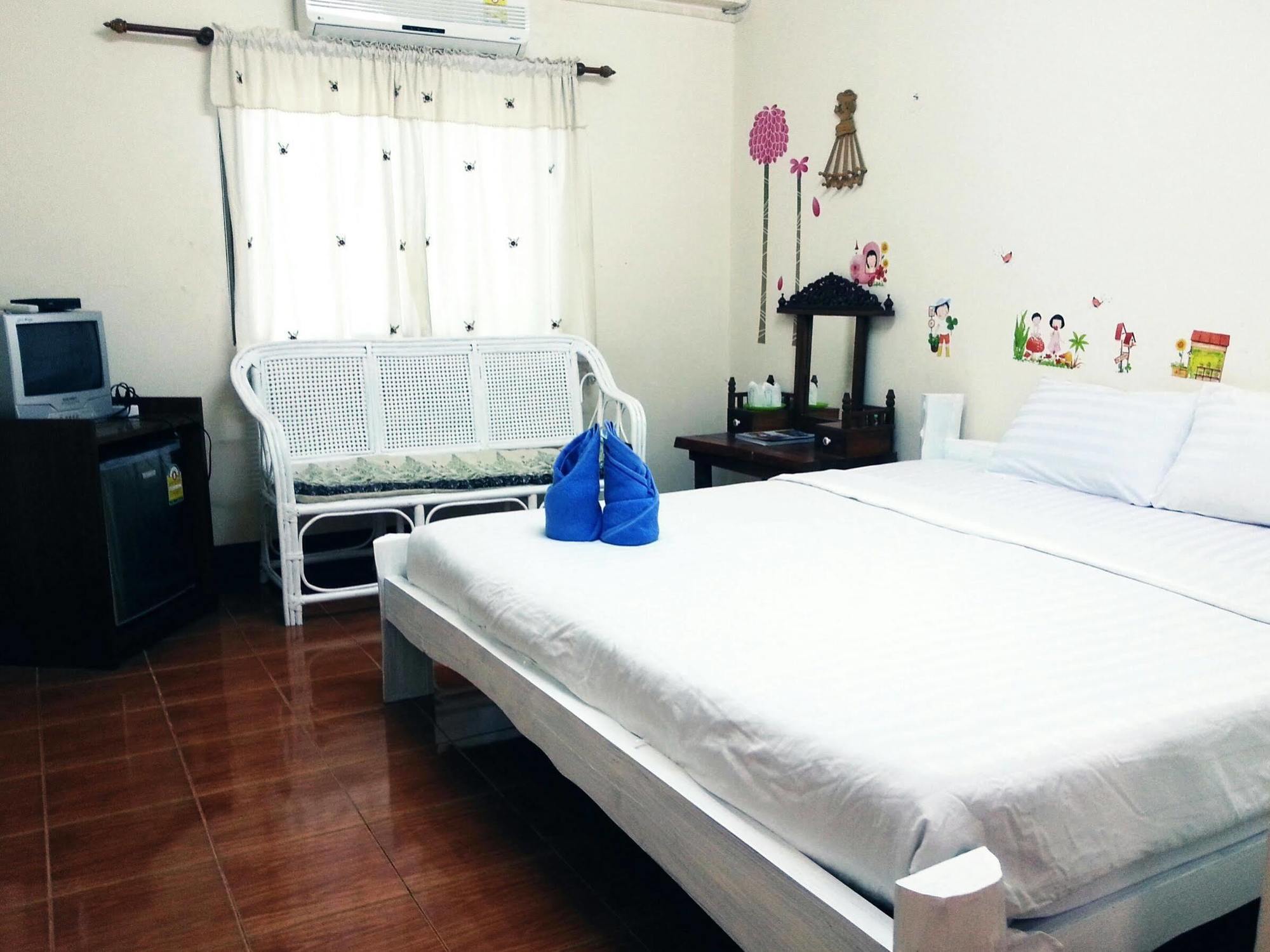 Sabaijit Resort 2*