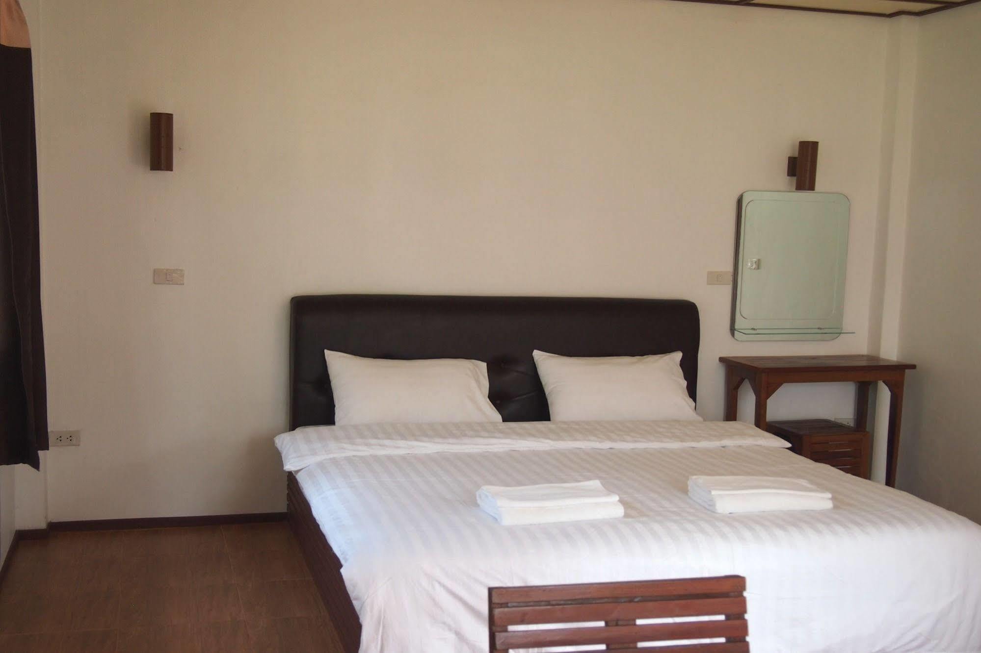 Khao Yai Country Hill 3* Phayayen