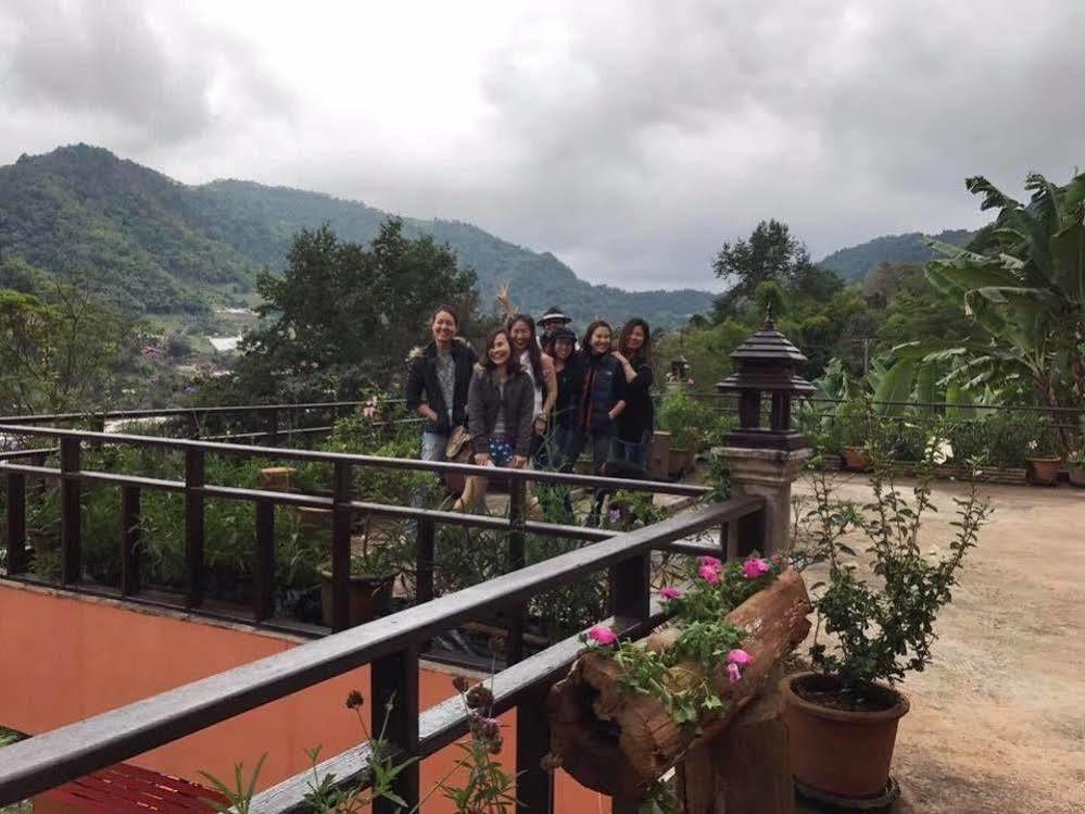 Pong Yang Farm And Hotel 2*