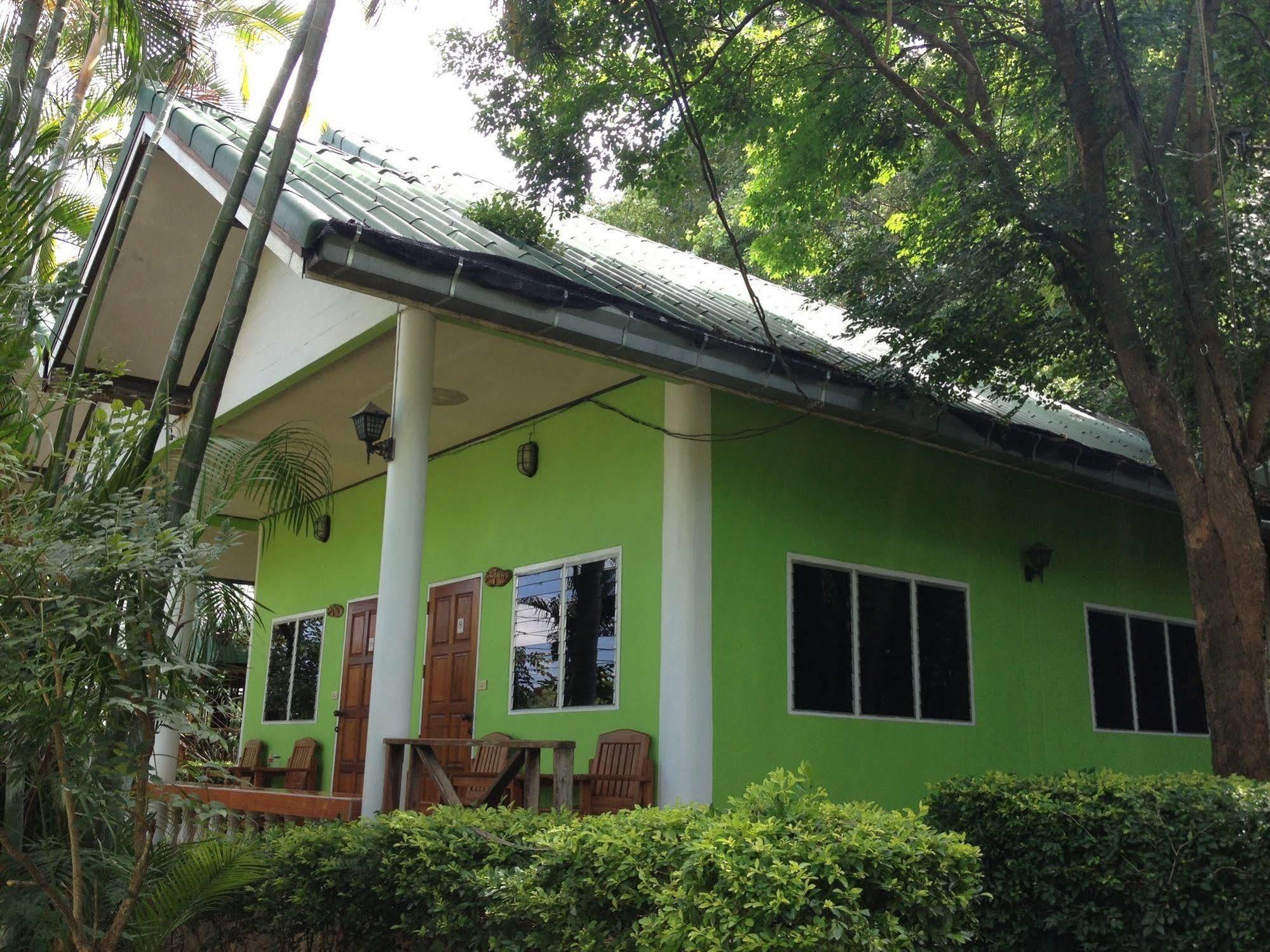 ฺbaan Ing Khao Resort 2*