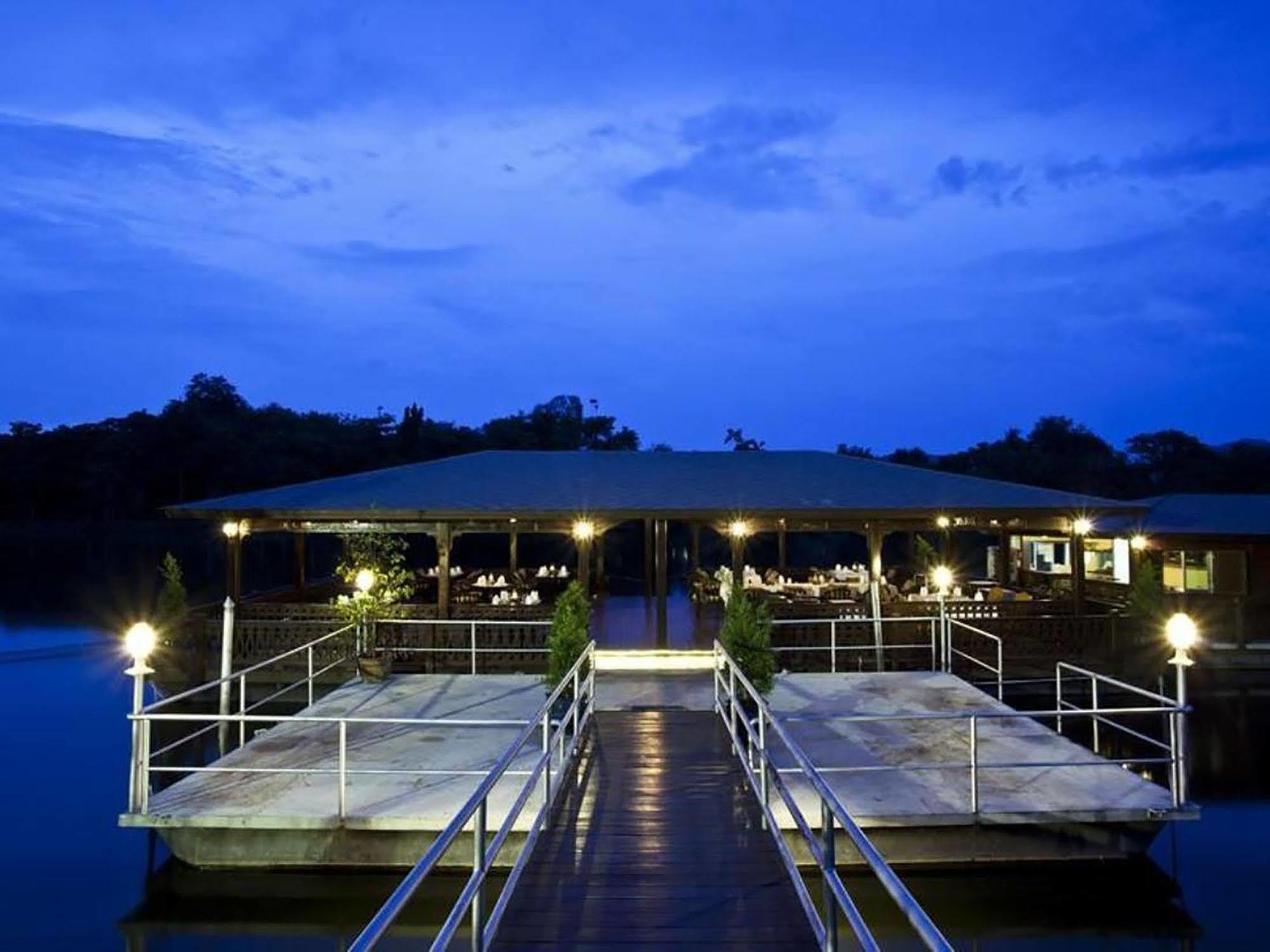Dheva Mantra Resort